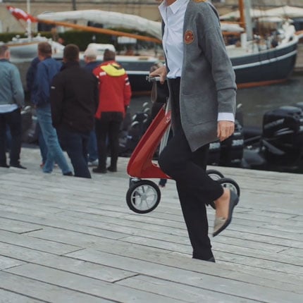 Carbon Ultralight - The Worlds Lightest Rollator walker: 4,8 kg Carbon Ultralight - The Worlds Lightest Rollator walker: 4,8 kg